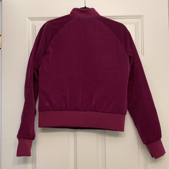 Like New! Lululemon Non-Stop REVERSIBLE Bomber Jacket 6 - Picture 9 of 11